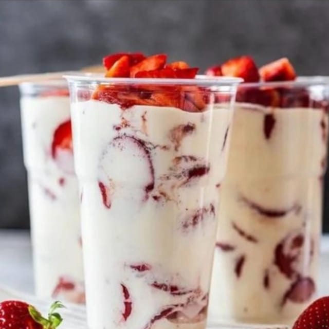 #26 - Fresas Con Crema.