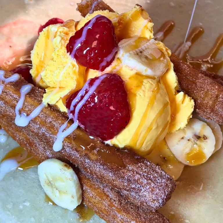 Churros Crepe in La Fresca